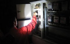 多功能強(qiáng)光巡檢電筒使用案例